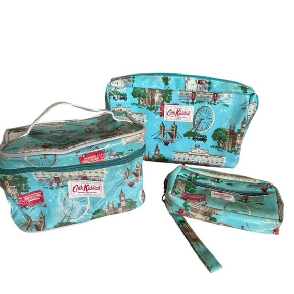 CATH KIDSTON LINDON SCENE OILCLOTH 3 PIECE TRAVEL SET - Picture 1 of 12